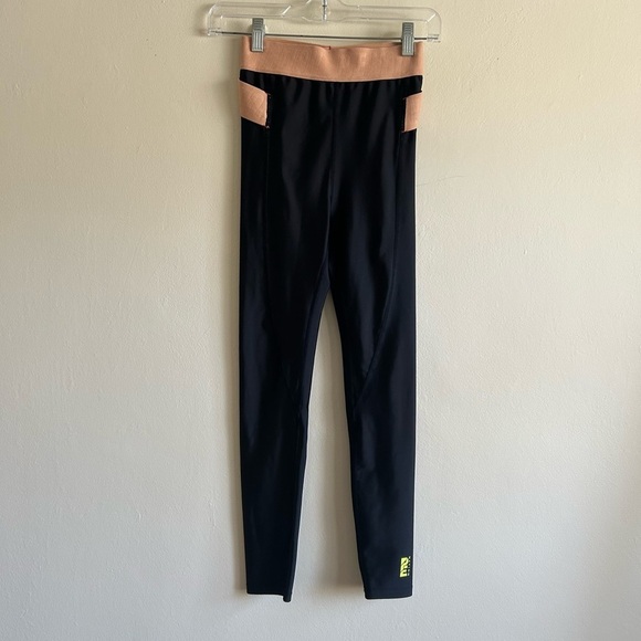 PE Nation Leggings Dark Grey Light Pink Bands Size Small - Picture 1 of 9